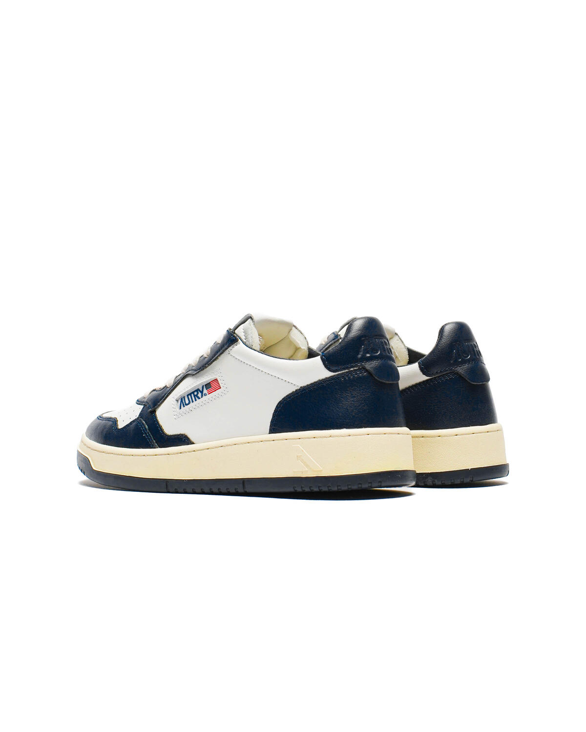 Autry Action Shoes MEDALIST LOW | AULMWB04 | AFEW STORE